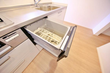 キッチン　便利な食洗器付きです。