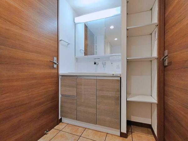 _ސ쌧lst悠ݖ3ڂ̒Ã}V̐ʑEʏ